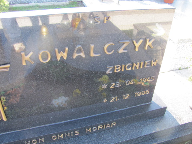 Zbigniew Kowalczyk 1945 Porąbka Gmina - Grobonet - Wyszukiwarka osób pochowanych