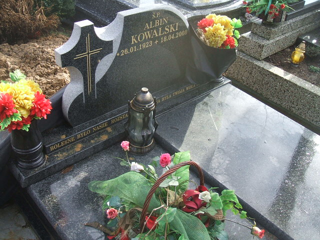 Grób Albin Kowalski