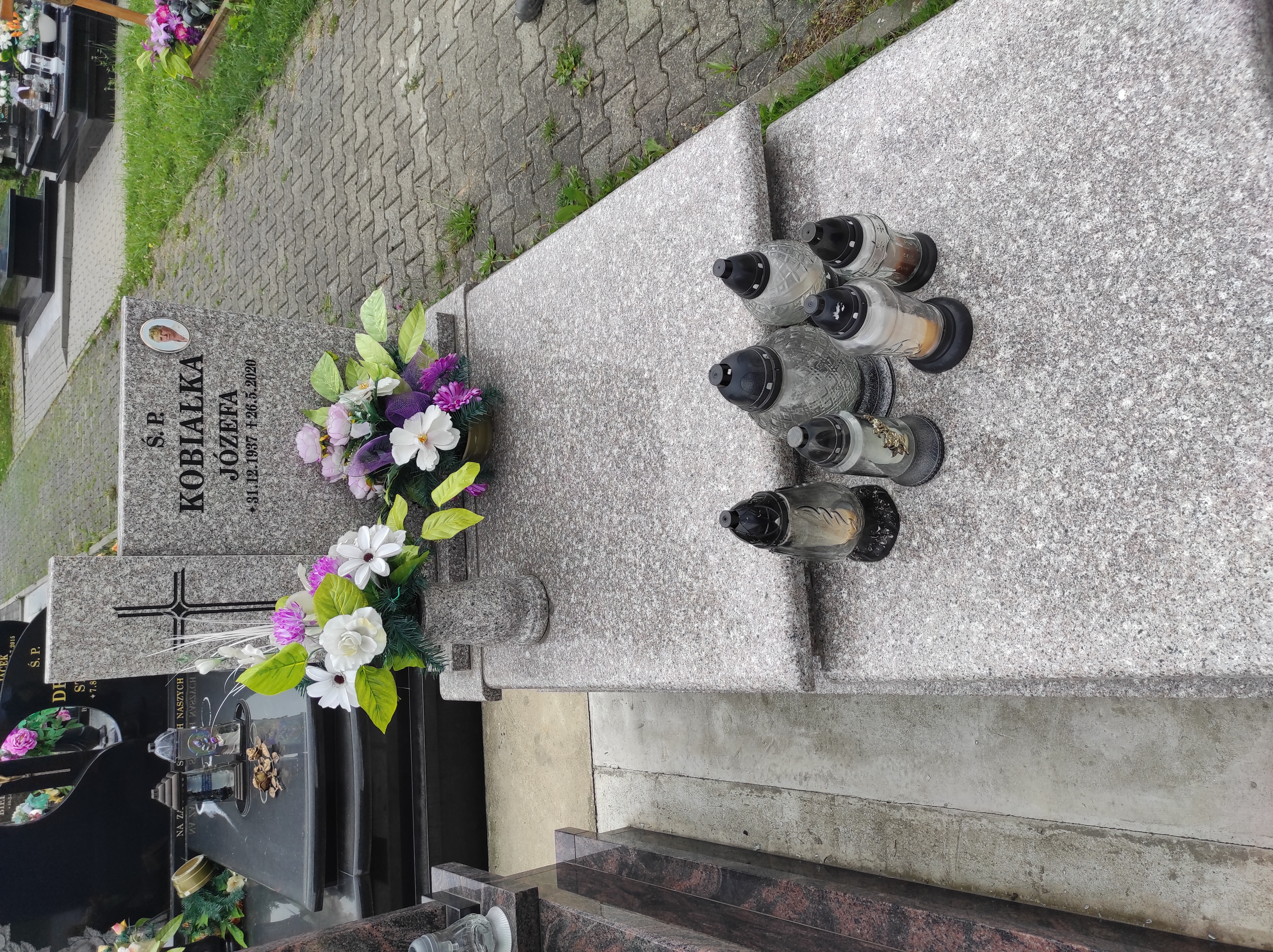 Grób Alojzy Kobiałka